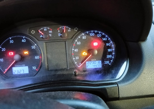 Volkswagen Polo cena 4500 przebieg: 226000, rok produkcji 2007 z Poznań małe 11